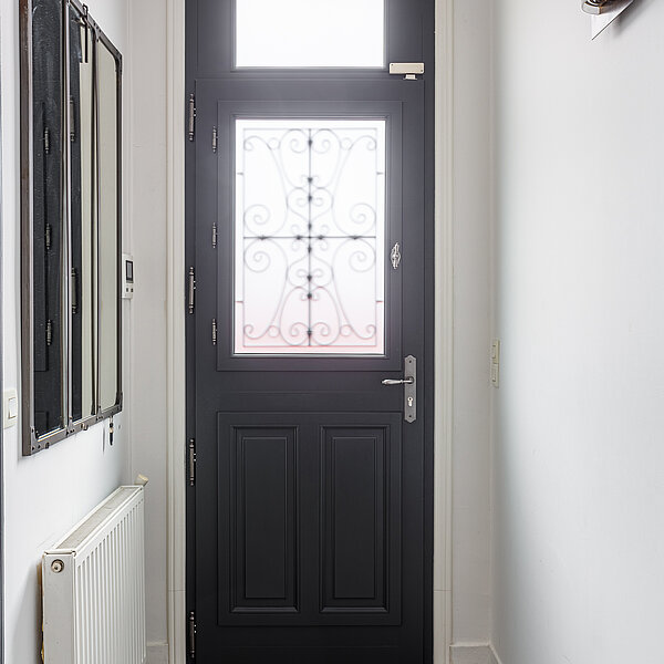 Comment choisir sa porte d’entrée à Courbevoie ?