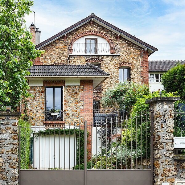 Fenêtres sur mesure à Rueil-Malmaison et décoration intérieure : les meilleures associations