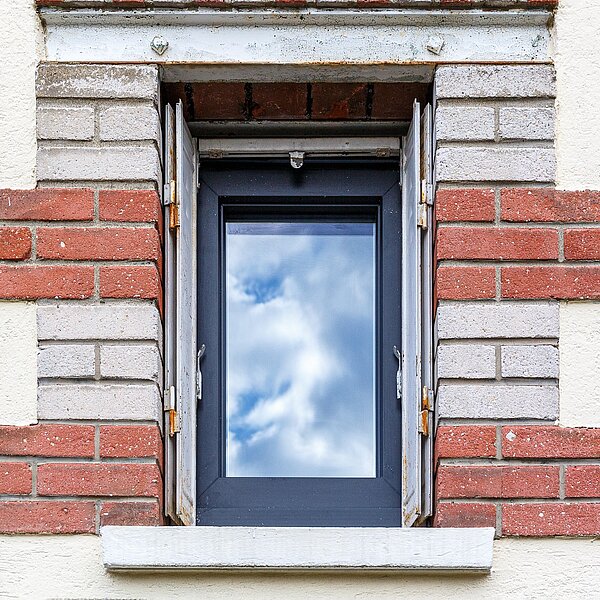 Choisir le bon matériau pour ses fenêtres dans les hauts de Seine : quelle menuiserie privilégier ?