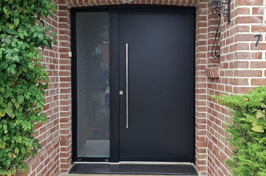 Porte d'entrée Monalu et sa partie fixe