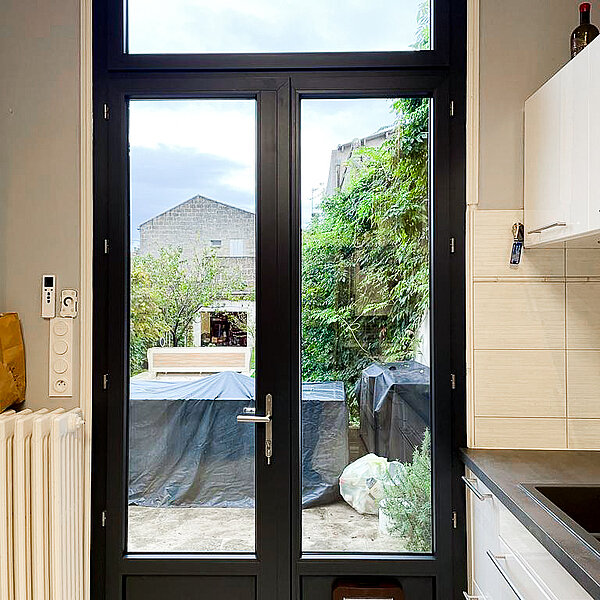 Fenêtres sur mesure à Libourne : Comment les choisir ?