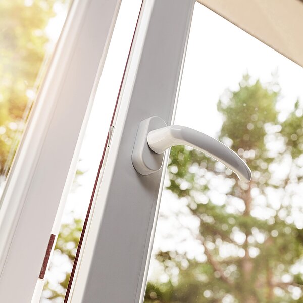 Quels sont les différents matériaux de fenêtres que vous propose Maygnan Fermetures