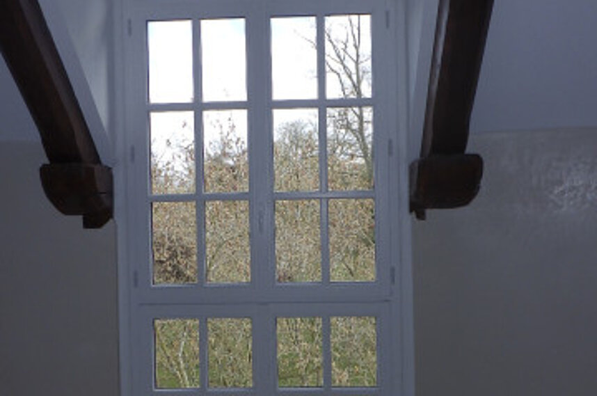 Fenêtre en bois en pointe