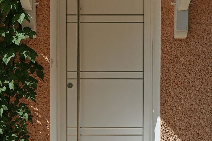 Porte d'entrée LATITUDE blanche