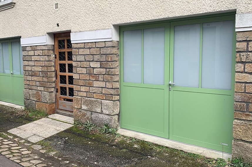 Porte de garage battante en alu