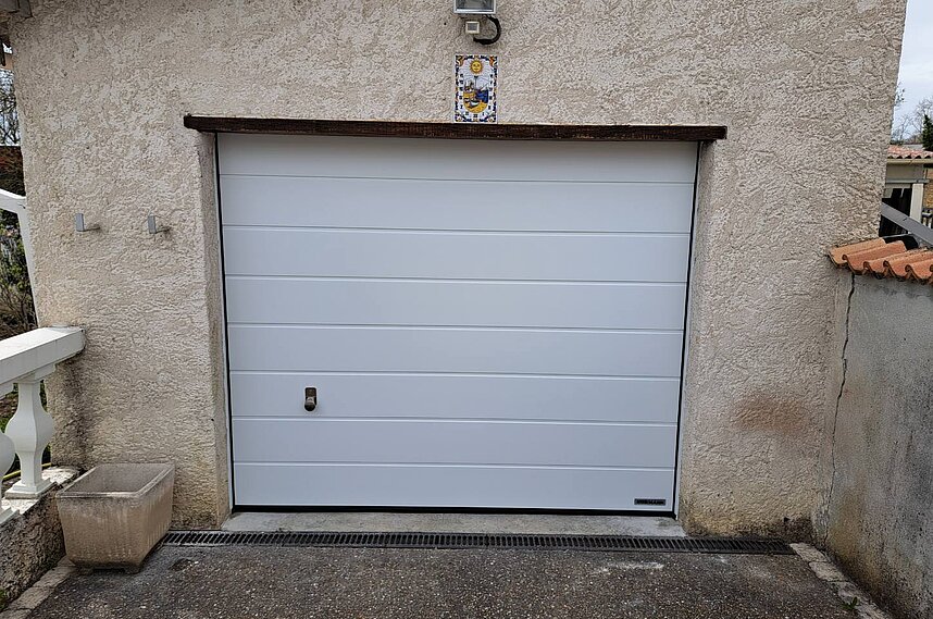 Porte de garage sectionnelle