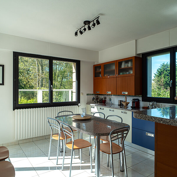 À la recherche d’un expert en menuiserie à Margny-lès-Compiègne ? Faites confiance à RÉFÉRENCE FERMETURES - Art & Fenêtres