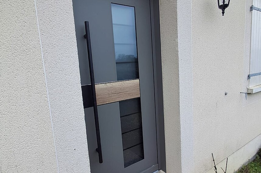 Porte d'entrée à Mûrs Erigné