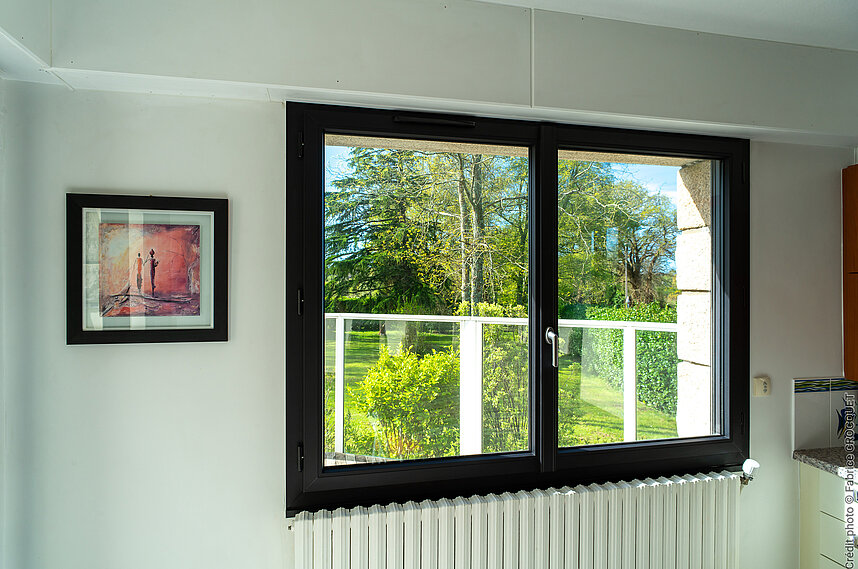 Rénovation d'une fenêtre en fibre de verre à Baillargues