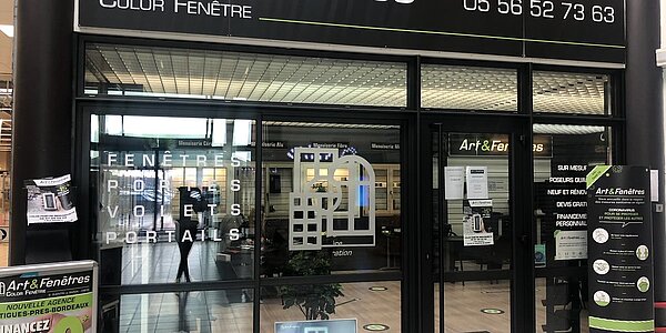 Showroom à Créon - 2