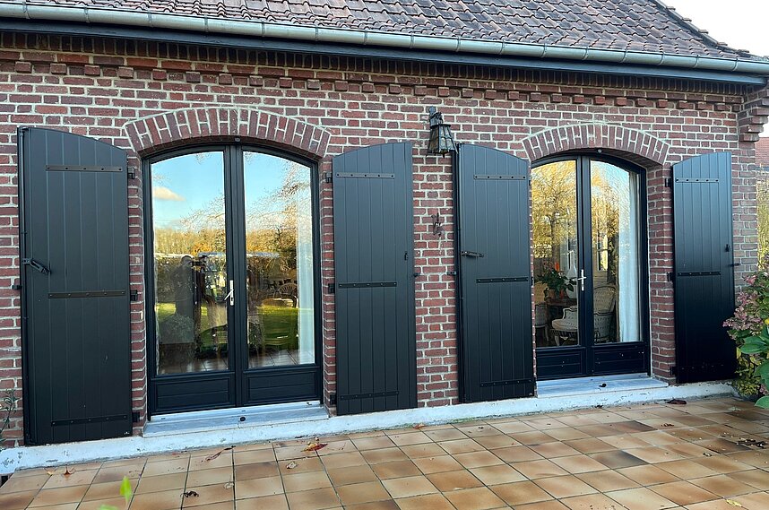 Volets battants alumium Lucia