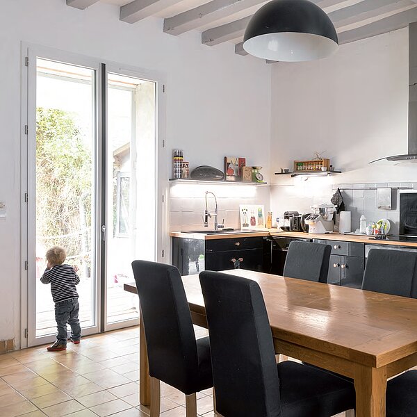 Rénovation de porte-fenêtre à Grenoble : faites confiance à CC Menuiserie