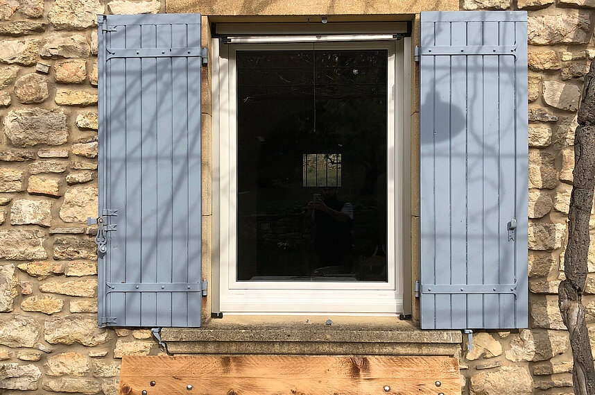 Rénovation de volets battants en aluminium à Lattes