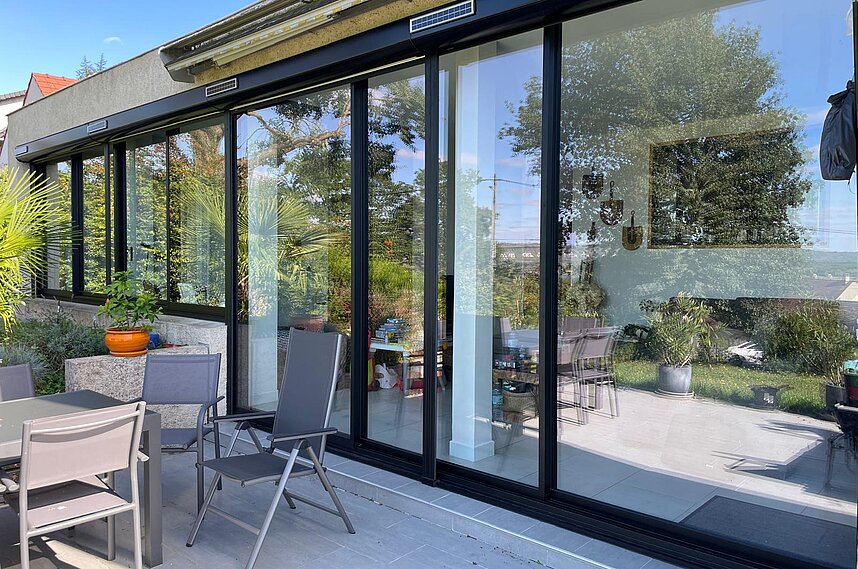 Pose d'un coulissant en aluminium