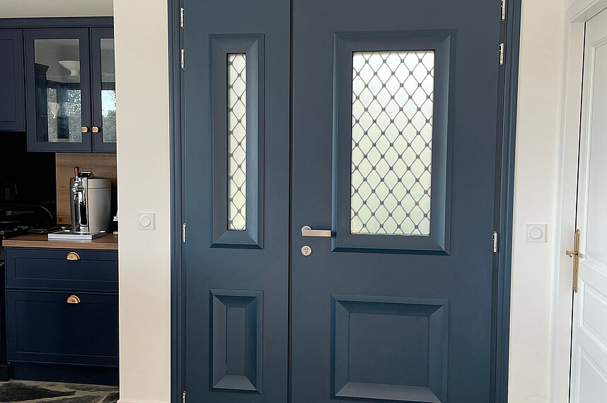 Rénovation d'une porte d'entrée en aluminium à Mauguio