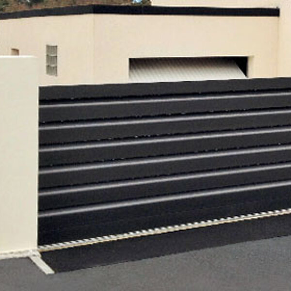 Installer un portail en aluminium en Charente-Maritime