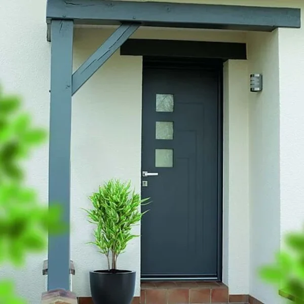 Porte extérieure : PVC, RAU-FIPRO®, alu ou bois, quel choix en Gironde ?