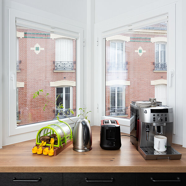 À la recherche d’un menuisier à Abbecourt proche de Beauvais ? Faites confiance à la MIROITERIE DU BEAUVAISIS/BERTINI !