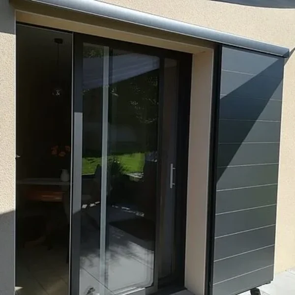 Installez un volet roulant électrique aux Sables-d'Olonne pour moderniser votre maison