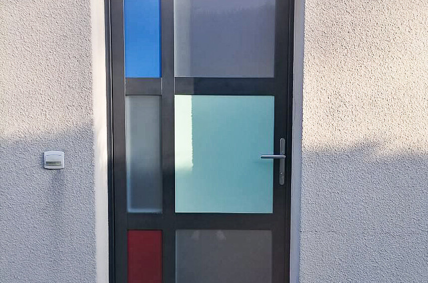 Porte en alumium Branne