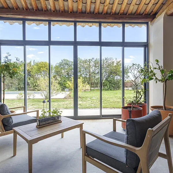 Pose de fenêtre PVC, bois ou aluminium : bien choisir ses menuiseries