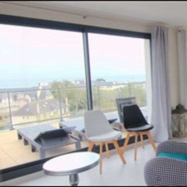 Pourquoi installer des fenêtres sur mesure panoramiques à Lorient ?