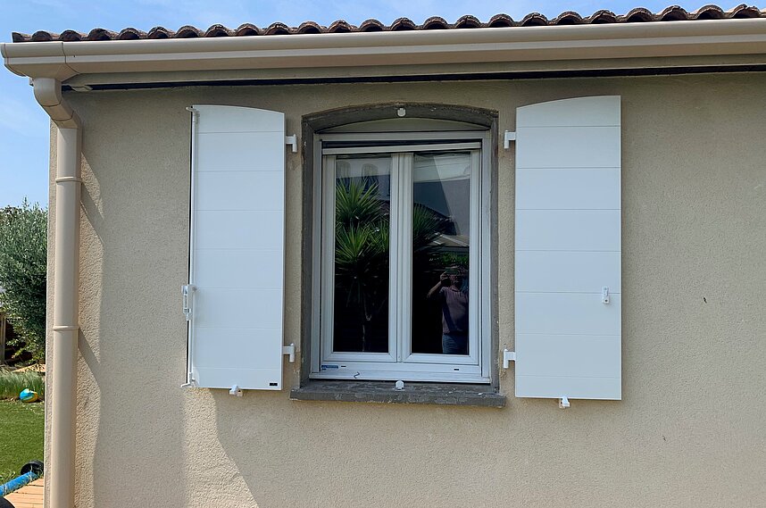 Rénovation de volets battants en aluminium à Pérols