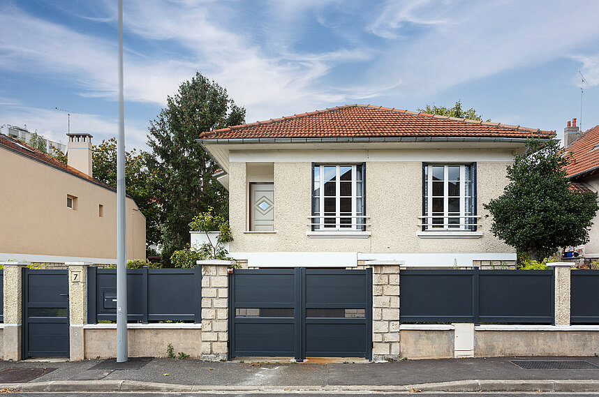 Portail Contemporain Aluminium