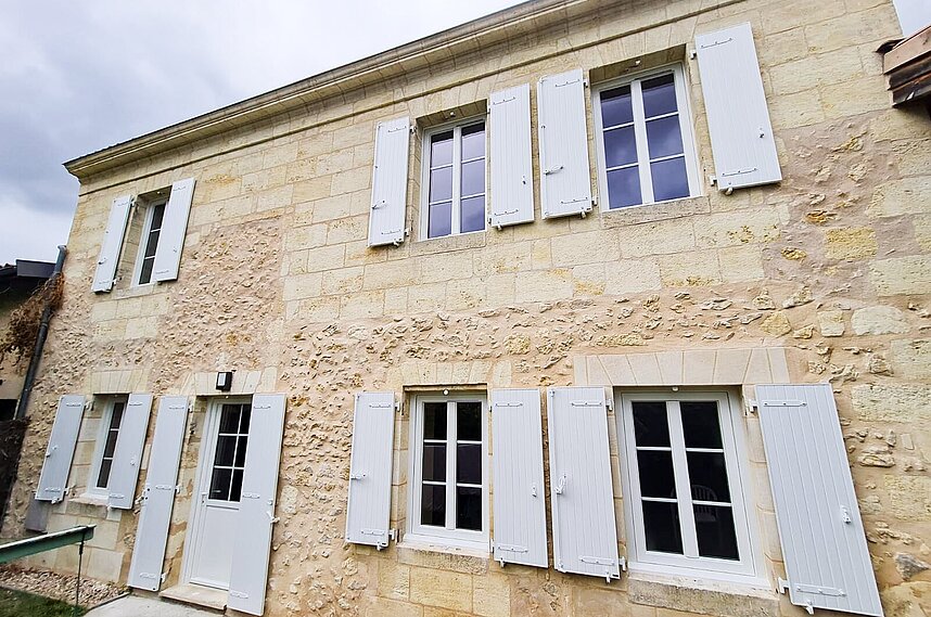 Fenêtre en fibre de verre (RFP) et volet battant PVC