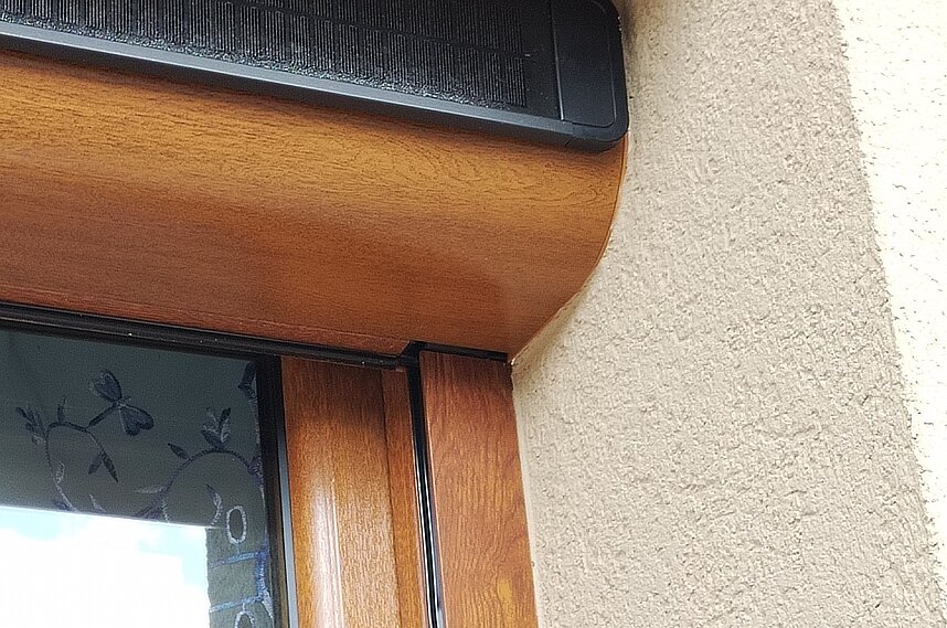 VOLETS ROULANTS - motorisation solaire