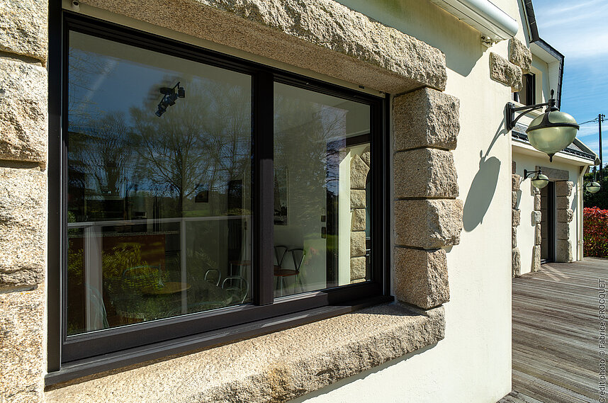 Rénovation d'une fenêtre en fibre de verre à Montpellier