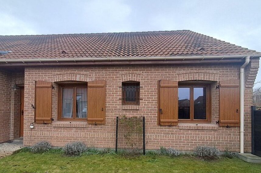 Volets battants PVC chêne doré