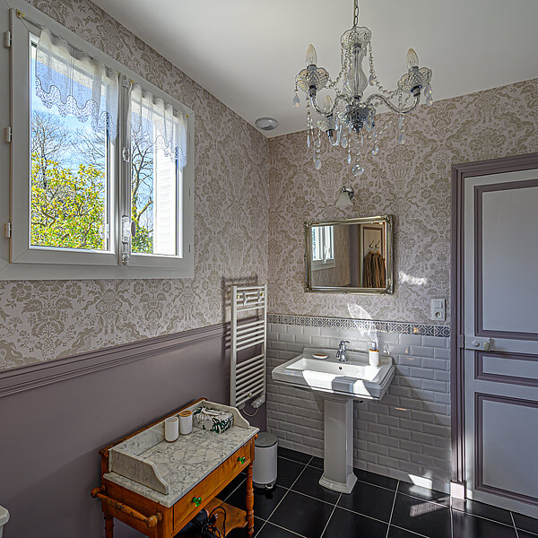 Valorisez votre maison avec des fenêtres PVC à Fréjus au style unique