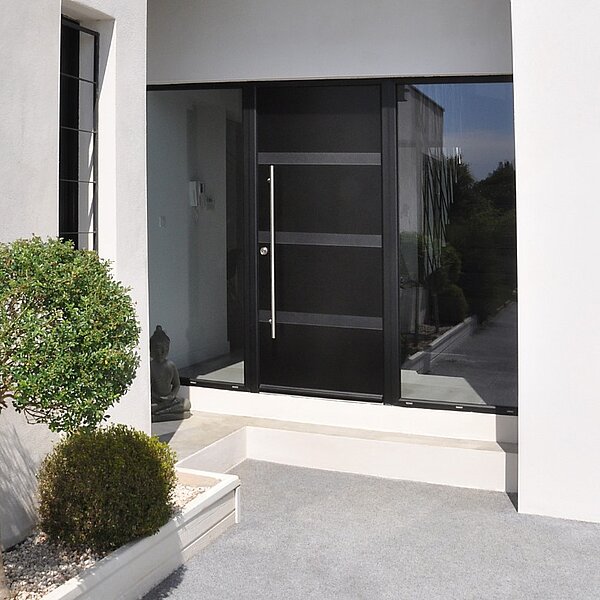 Porte d'entrée sur mesure en Gironde : faites confiance à Color Fenêtre