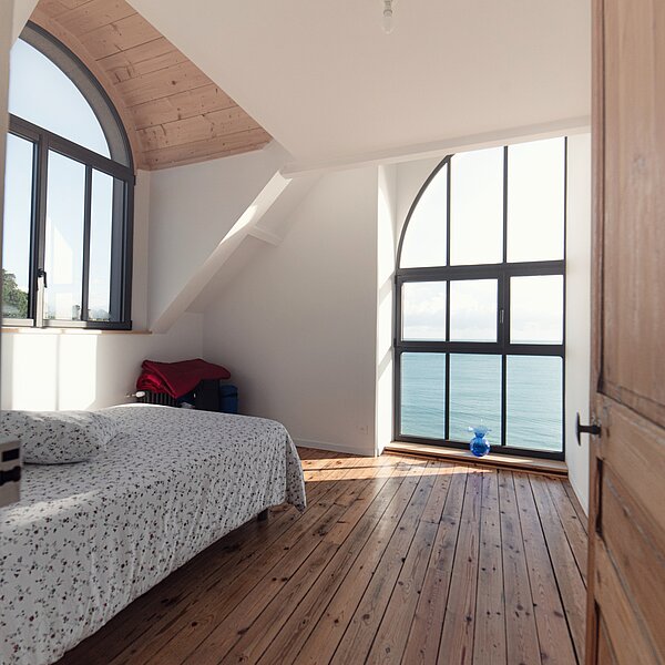 Art et Fenêtres vous donne rendez-vous pour la rénovation de votre portail à Abscon