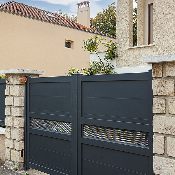 Norme de portail motorisé à Boulogne-Billancourt : ce que vous devez savoir