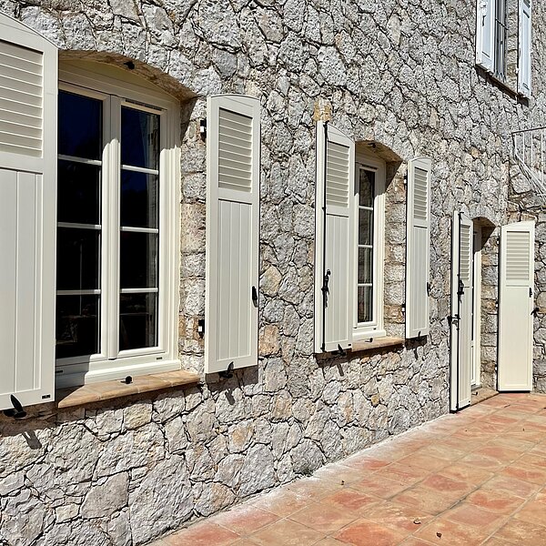 Fenêtre PVC à Arcachon : un choix performant et durable