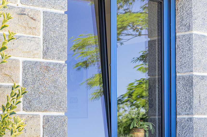 Rénovation d'une fenêtre en aluminium à Assas