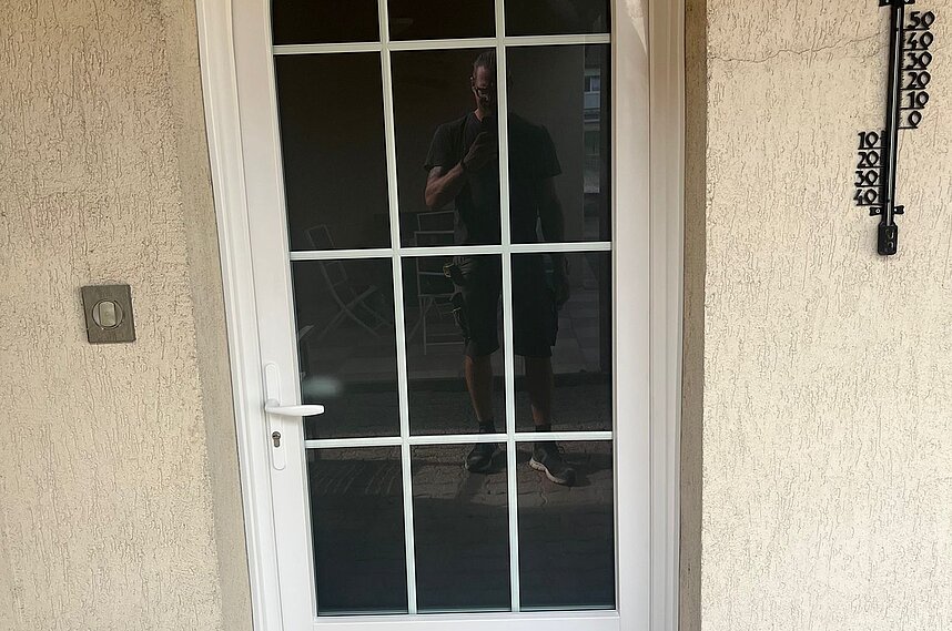 Porte d'entrée cintrée