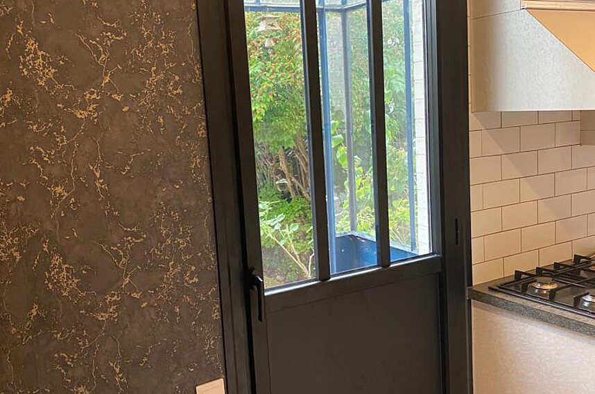 PORTE ALUMINIUM INDUS 1