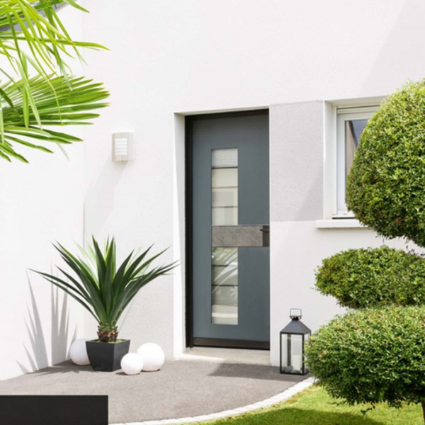 Nos 3 conseils avant de changer de porte d’entrée à Saint-Martin-d’Hères, près de Grenoble