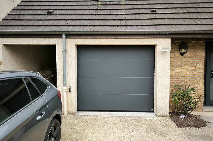 Porte de garage sectionnelle