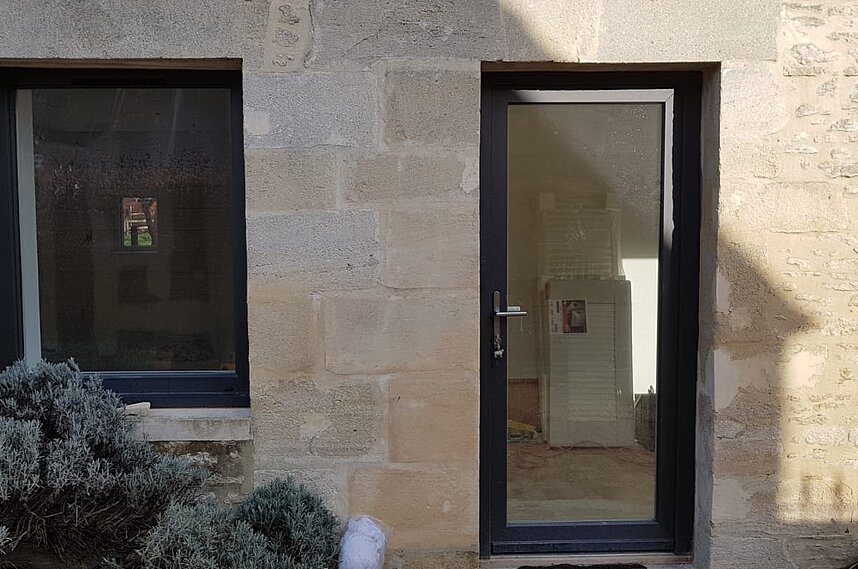 Création de menuiseries en fibre de verre